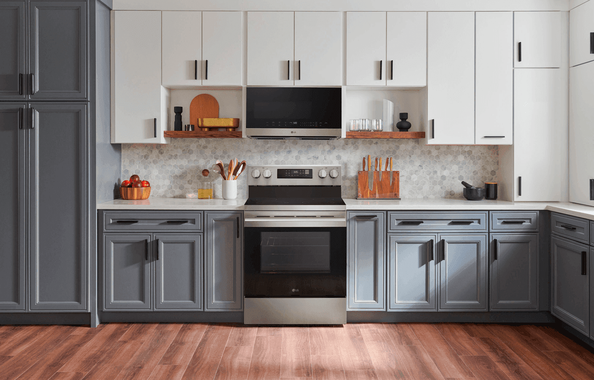 LG 2.0-cu. ft. Over-the-Range Microwave MVEL2034X image 5