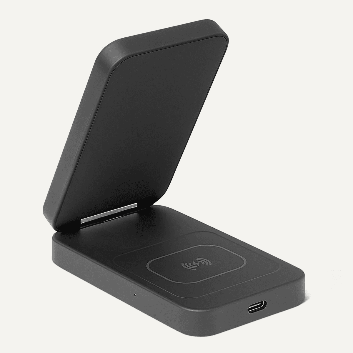 Amazon Basics Qi2.2 25W 2-in-1 Foldable Wireless Charging Station image 3