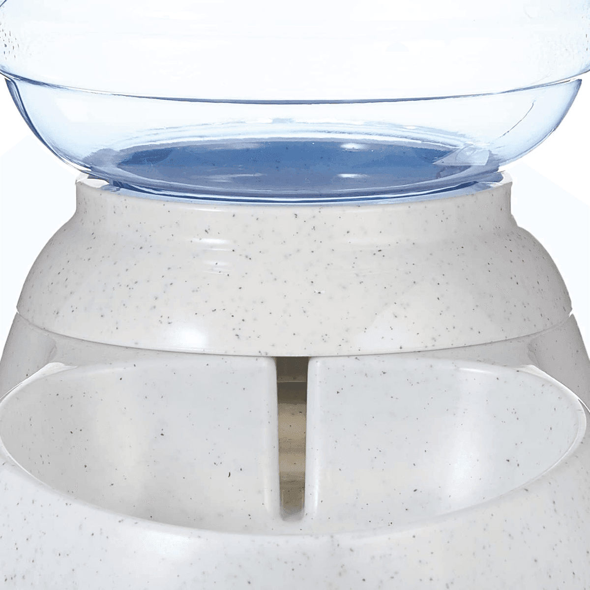 Amazon Basics Gravity Pet Water Dispenser - 135.3 fl oz, Small image 5