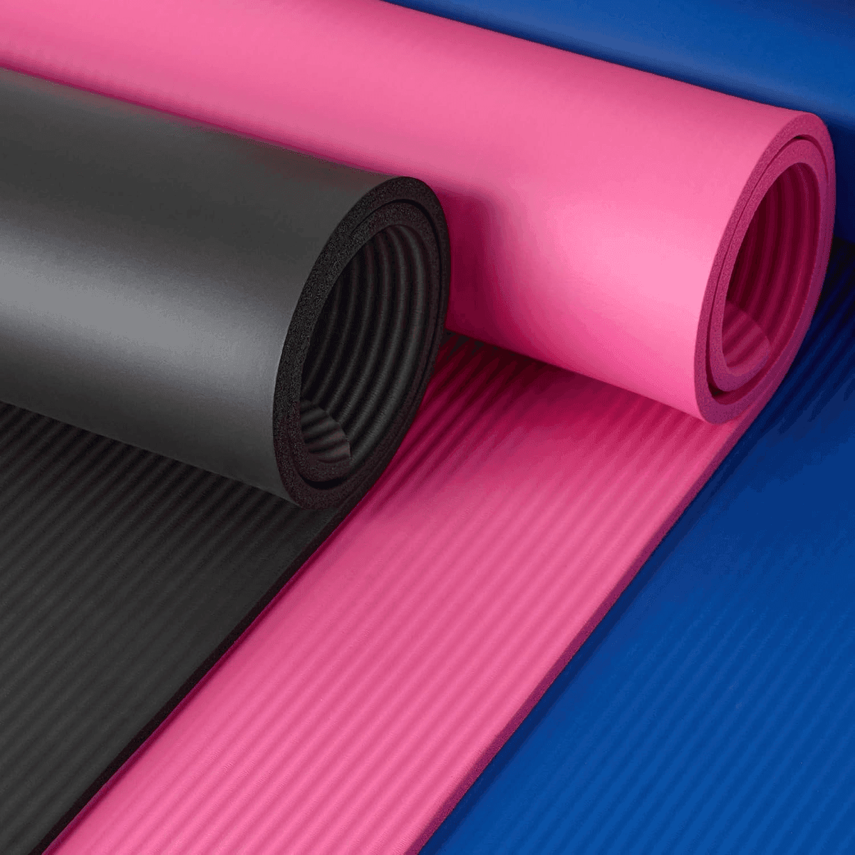 Amazon Basics Extra Thick Exercise Yoga Mat with Carrying Strap - Black image 4