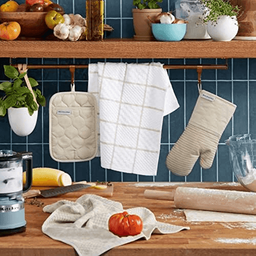 KitchenAid Quilted Kitchen Linen Set, Milkshake Tan, 4-Piece image 2