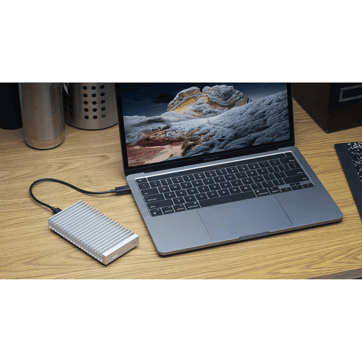 OWC Express 1M2 USB4 NVMe SSD Enclosure - Silver image 3