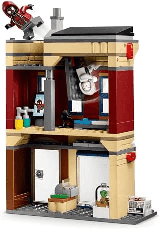 LEGO Marvel Spider-Man vs. Oscorp 808-Piece Building Set image 3