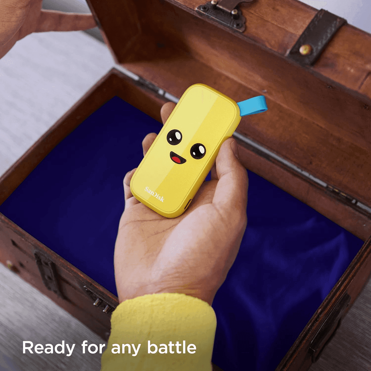 SanDisk 2TB Fortnite Peely Portable SSD image 2