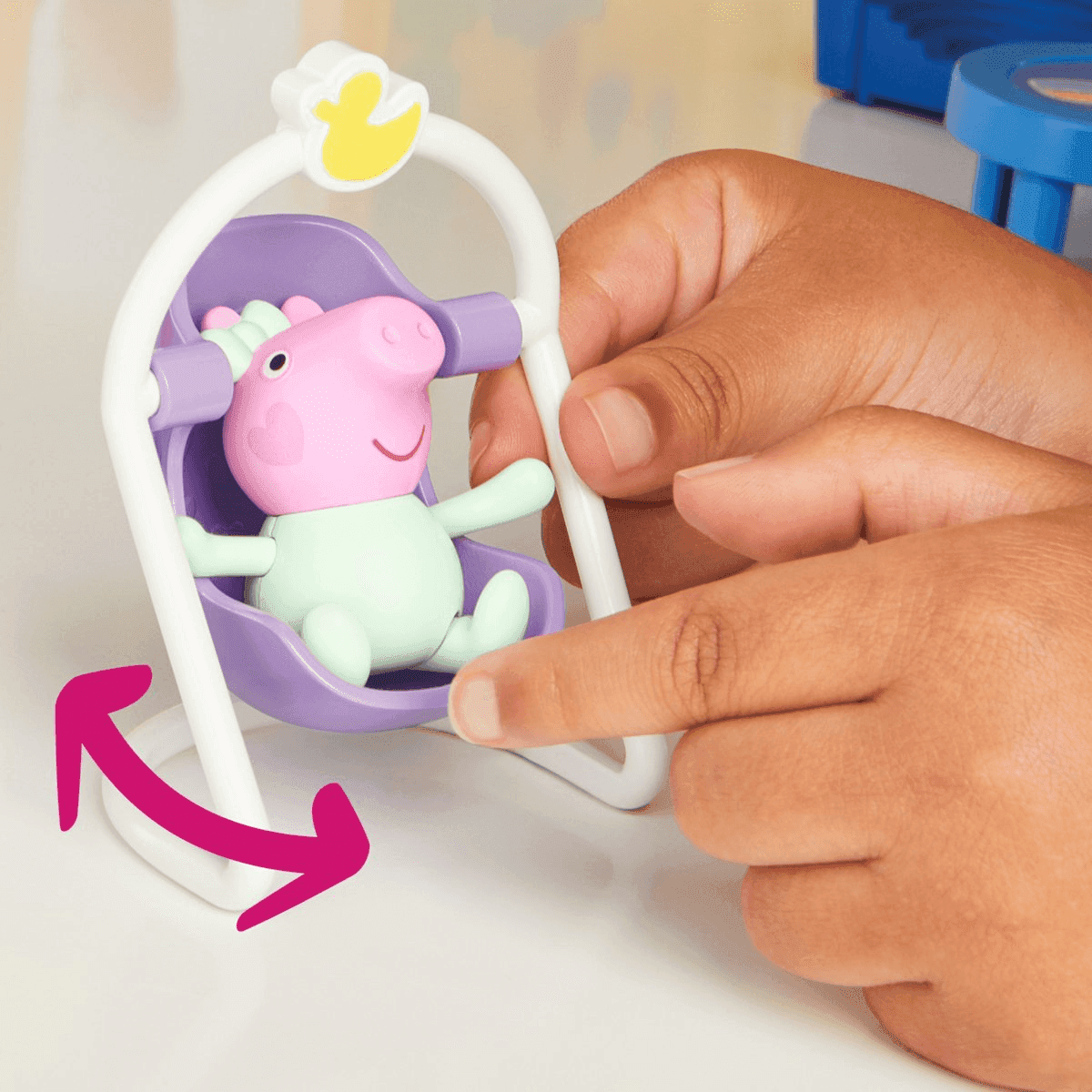 Peppa Pig Big Family House Playset with 3 Figures and 11 Accessories image 4