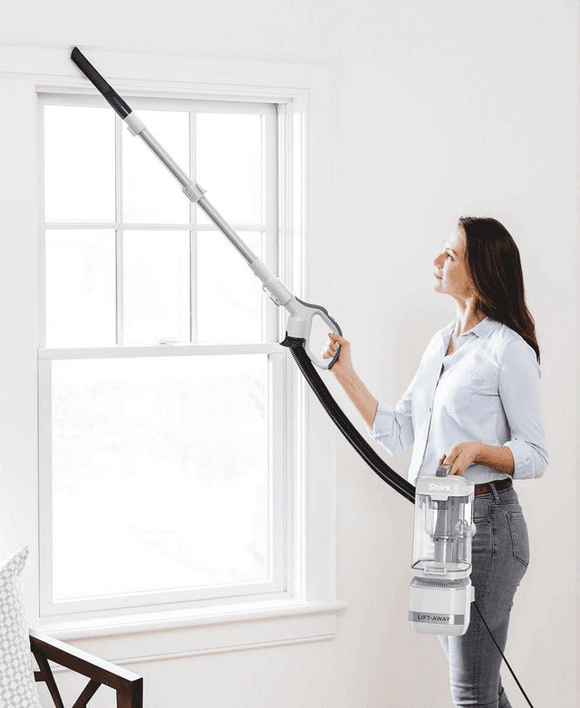 Shark Navigator Lift-Away ADV Upright Vacuum image 2