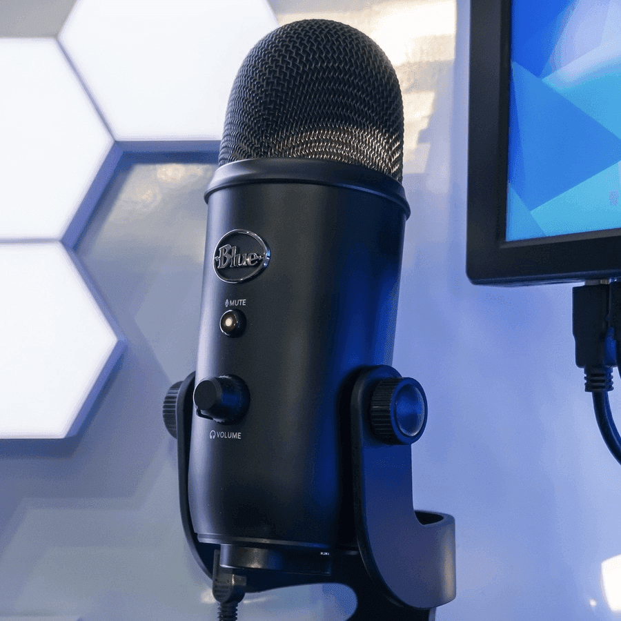 Blue Yeti Wired USB Condenser Microphone - Blackout image 2