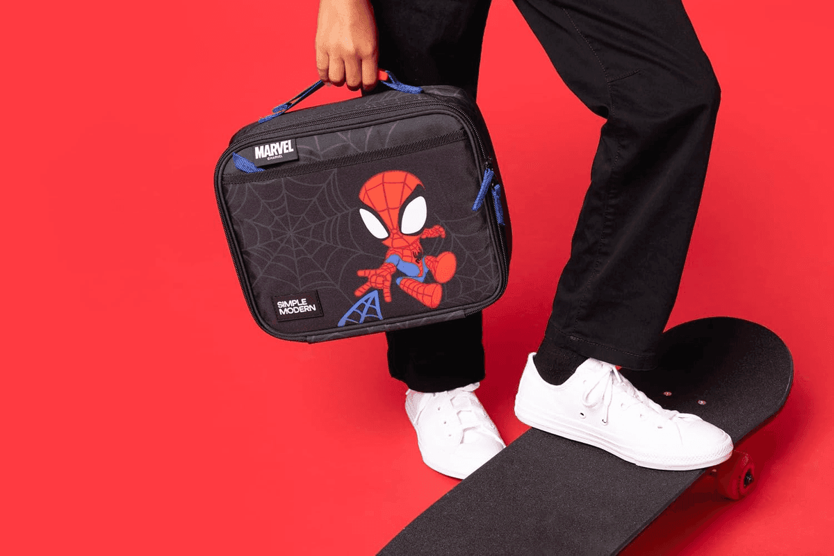 Simple Modern Spidey Kids Insulated Lunch Bag, 4L image 3