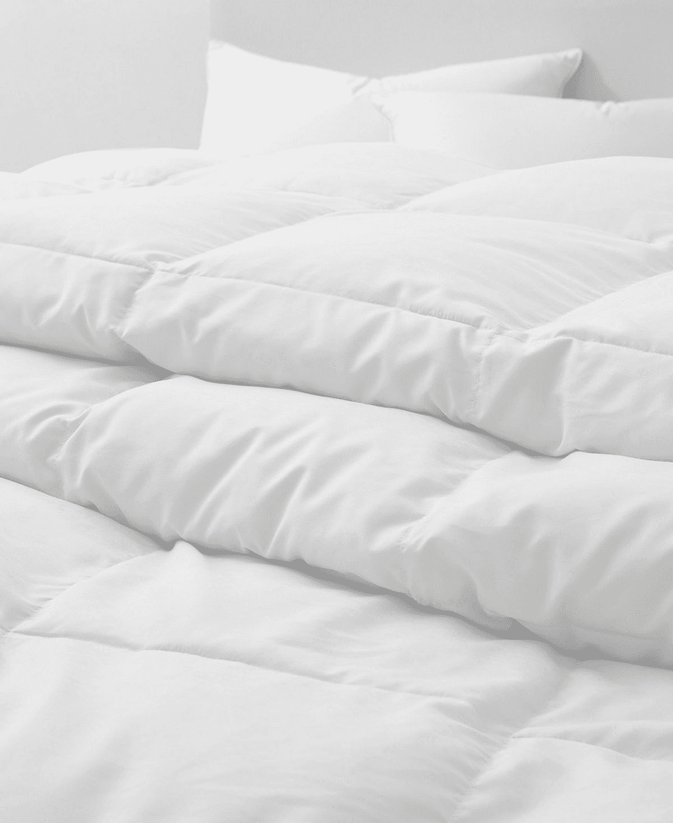 UNIKOME Ultra Soft Goose Down and Feather Fiber Comforter, Full/Queen image 4