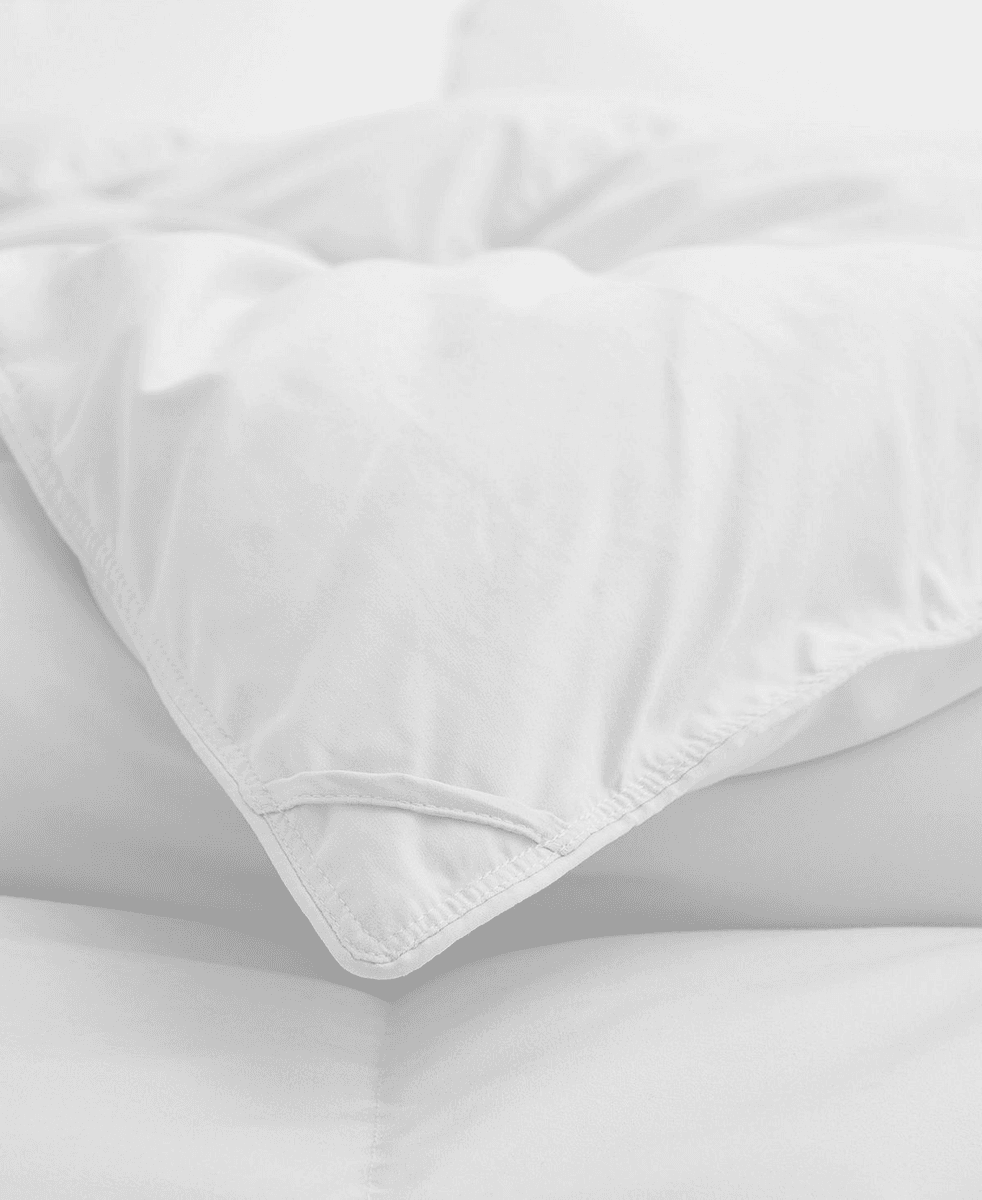 UNIKOME Ultra Soft Goose Down and Feather Fiber Comforter, Full/Queen image 5