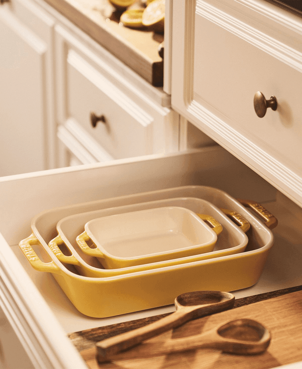 Staub Ceramic 3-Piece Rectangular Baking Dish Set - Lemon image 4
