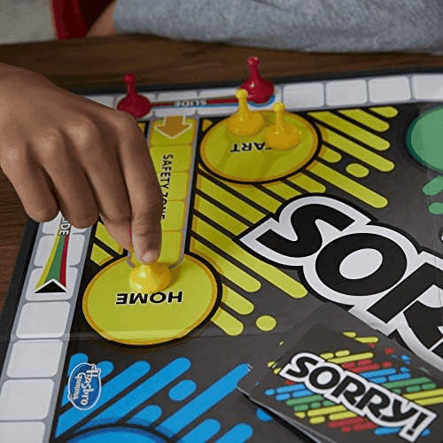 Hasbro Gaming Sorry! Classic Board Game for Ages 6 and Up image 5