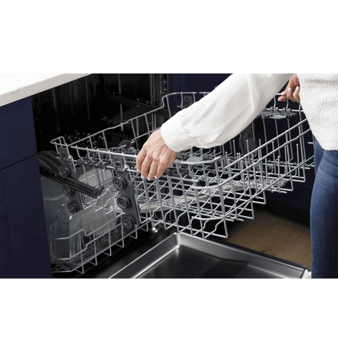 GE 24-in Top Control Built-in Dishwasher with Third Rack, Dry Boost, 50-Decibel image 3