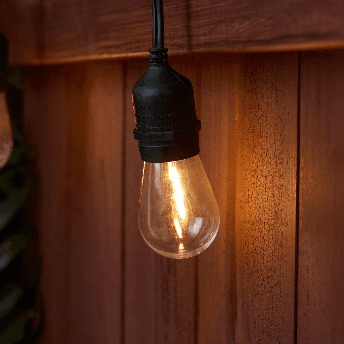 Harbor Breeze 48-ft Plug-in Black Indoor/Outdoor String Light with 24 LED Edison Bulbs image 5