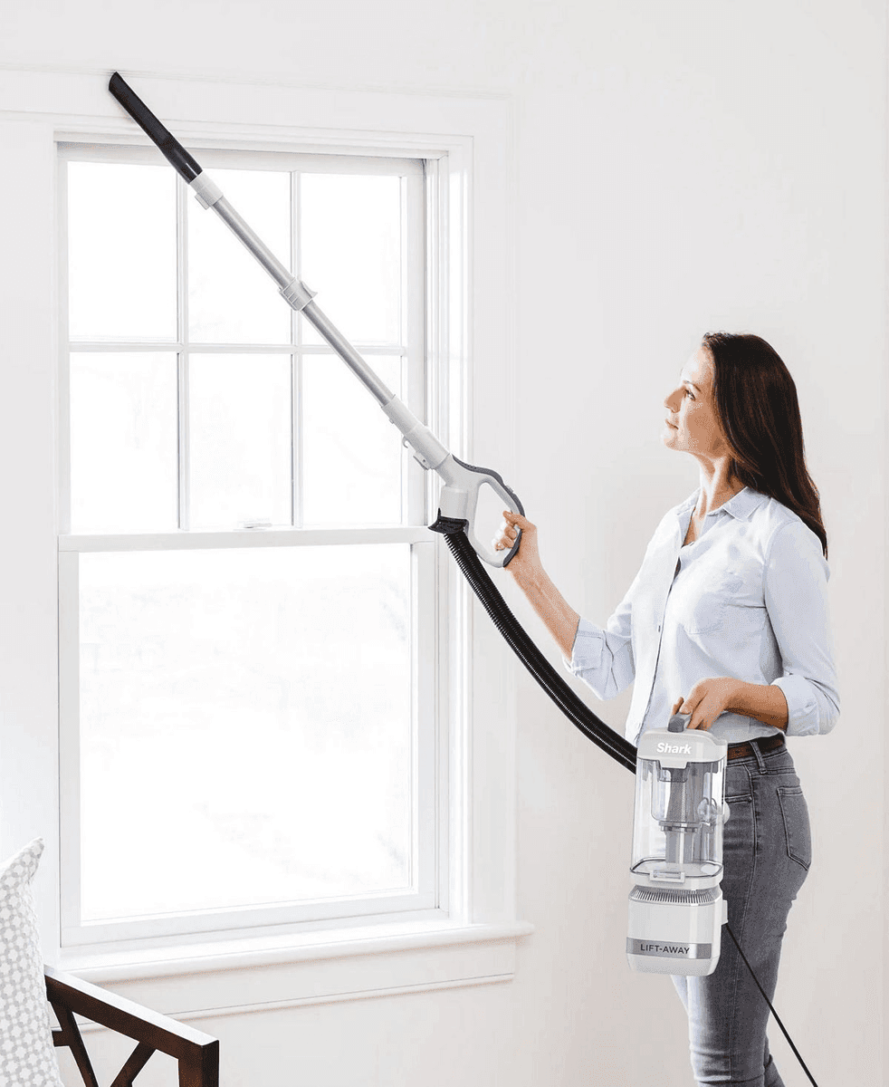 Shark Navigator Lift-Away ADV Upright Vacuum image 2