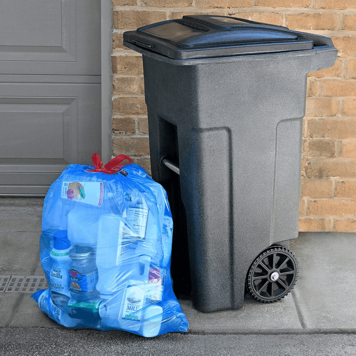 Amazon Basics 13-Gallon Blue Recycling Bags, 60 Count $6.69 image 4