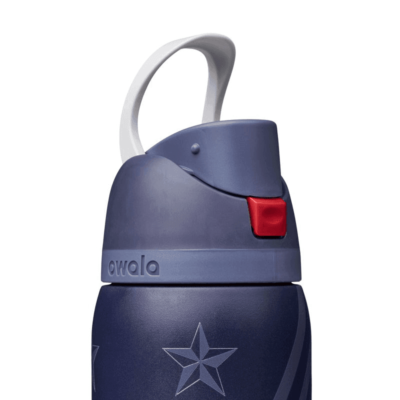 Owala 32 fl oz Stainless Steel FreeSip Water Bottle - All American image 4