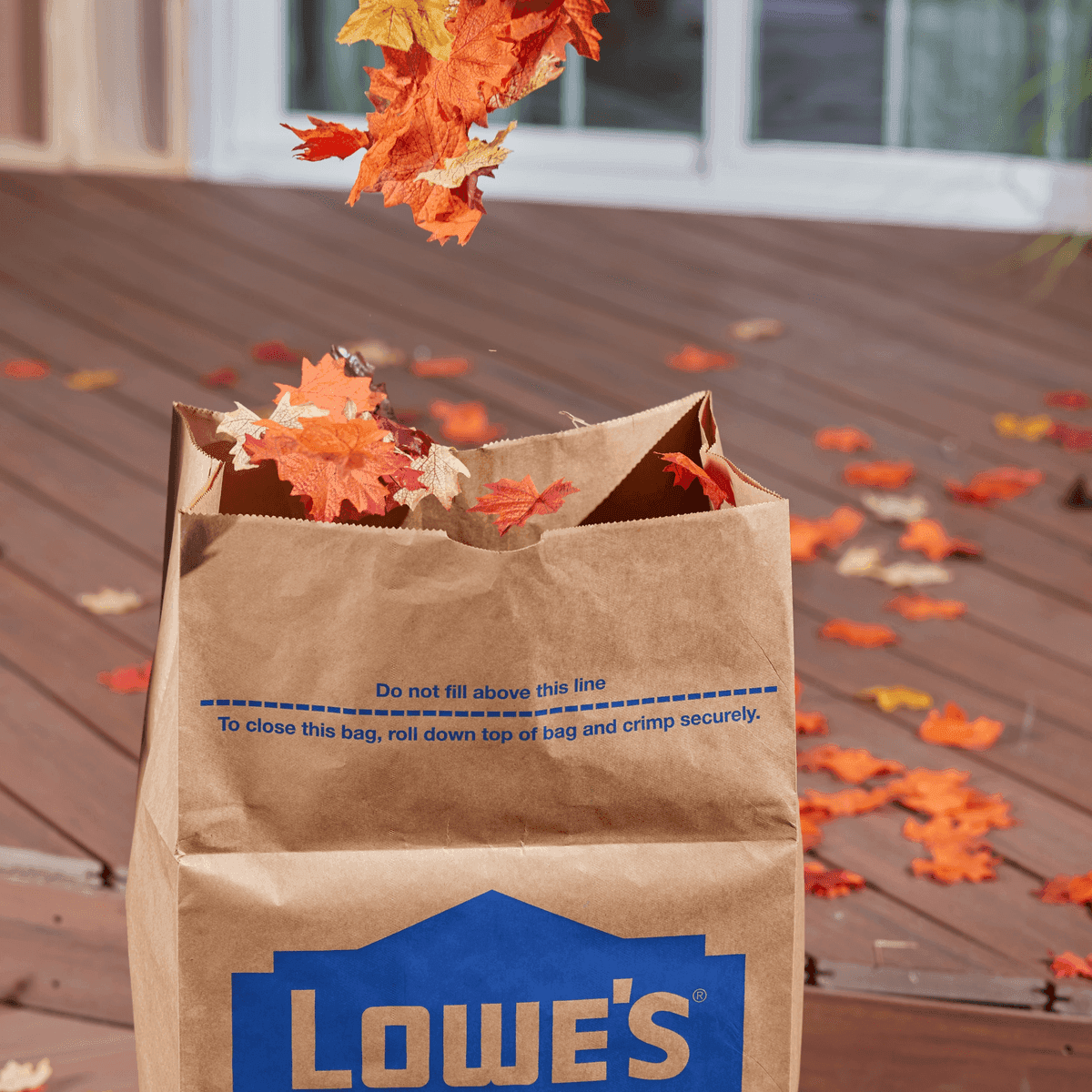 Lowe's 30-Gallon Paper Lawn & Leaf Bags, 5-Count for $2 image 2