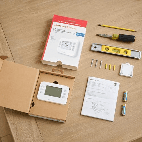 Honeywell Home X2P Programmable Thermostat (RTH20B) image 3