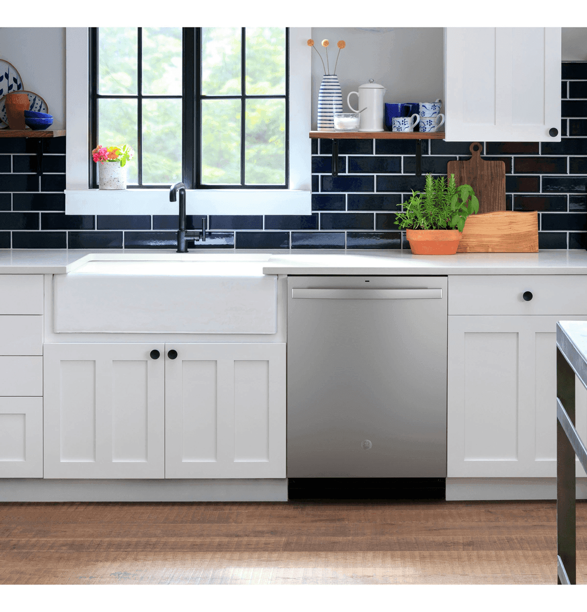 GE 24-Inch Top-Control Dishwasher with Dry Boost - Stainless Steel image 3