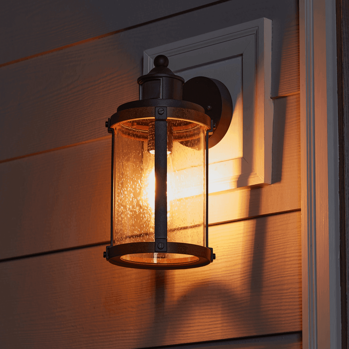 Kichler Barrington Motion-Sensor Outdoor Wall Light image 3