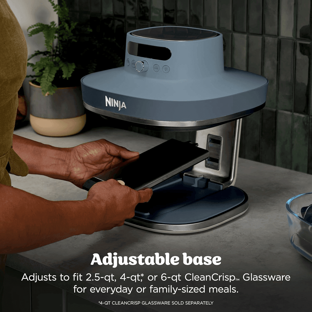Ninja Crispi Pro 6-in-1 Glass Air Fryer, Cyberspace image 3