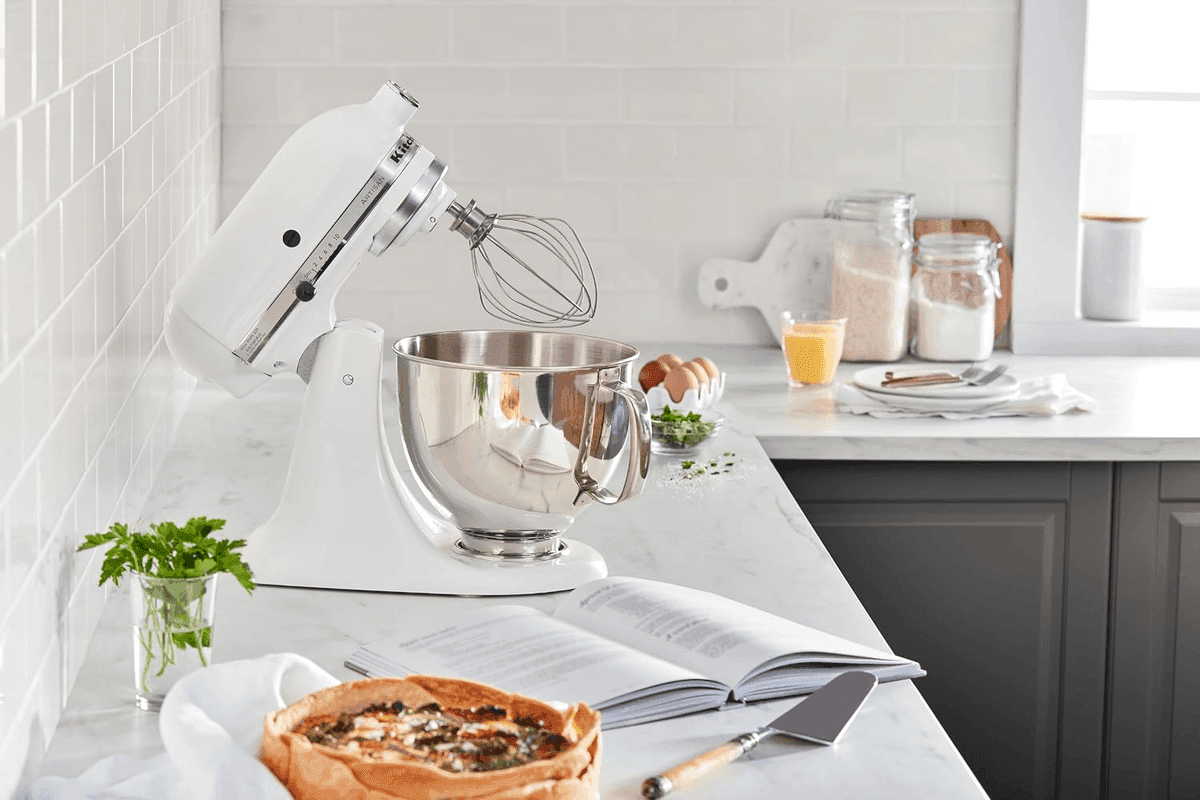 KitchenAid Artisan KSM150PS 5-Quart Tilt-Head Stand Mixer - White image 5