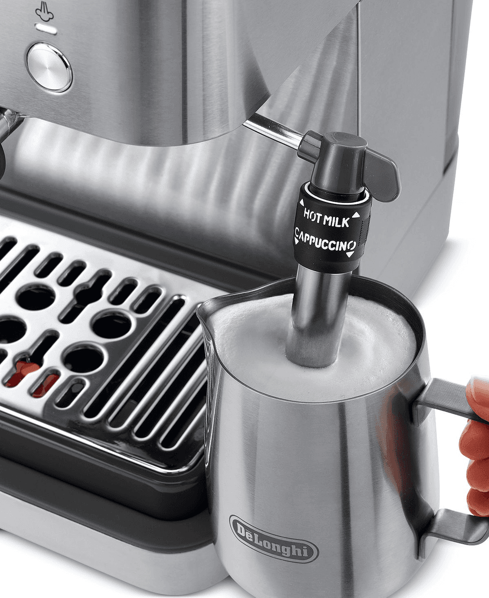De'Longhi Classic Espresso Machine image 4
