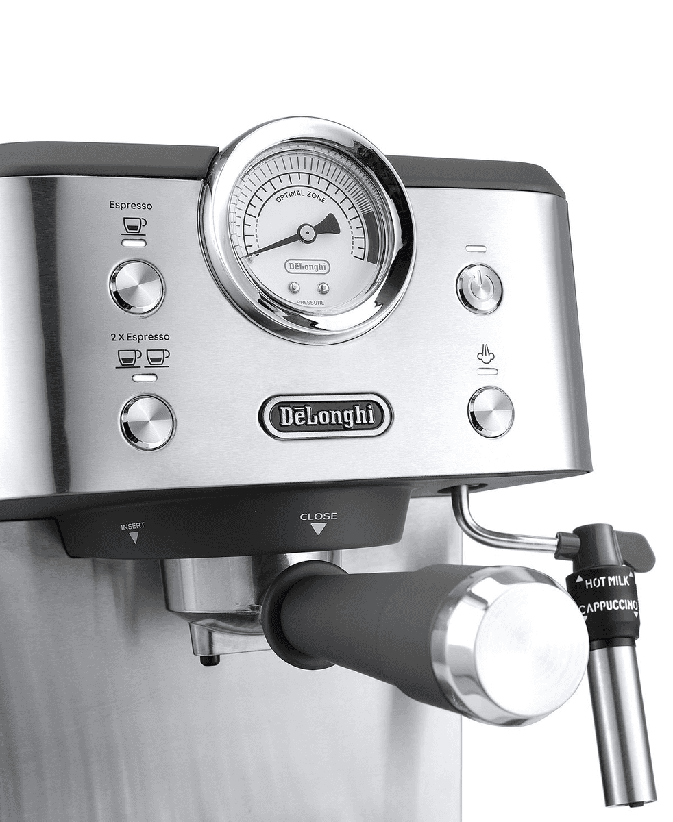 De'Longhi Classic Espresso Machine image 2