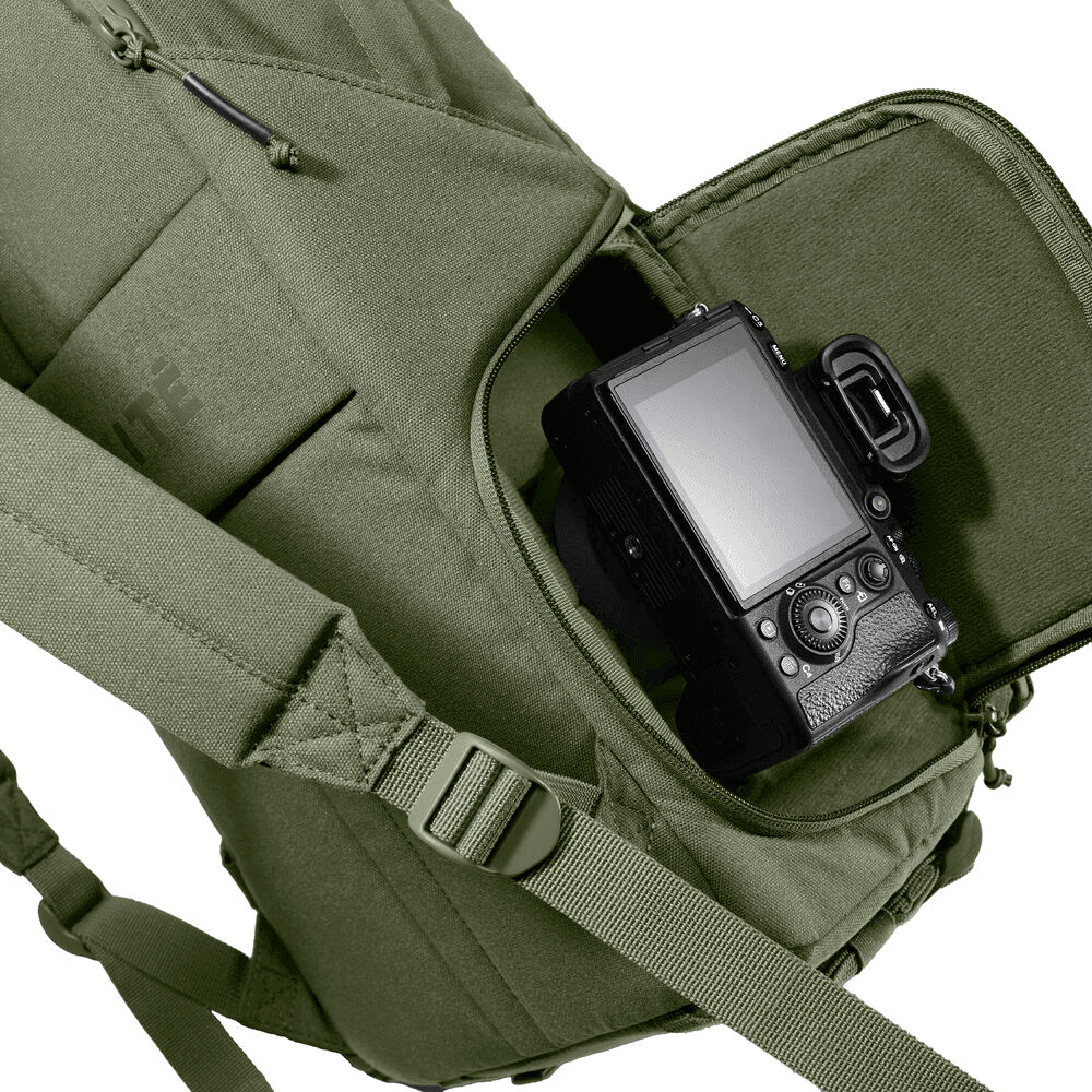 Brevite The Jumper 22L Camera Backpack in Pine Green image 3
