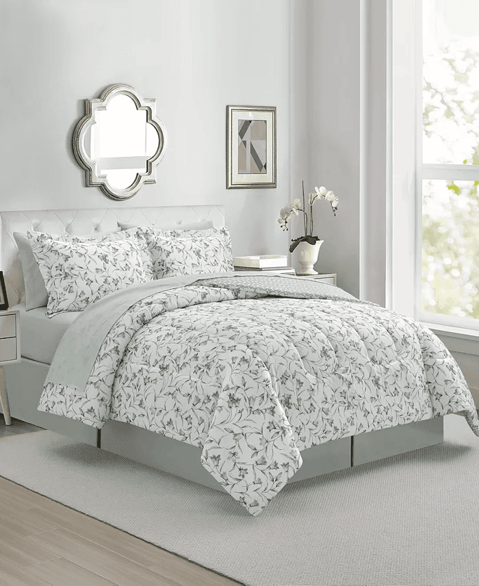 Macy's Kathryn Botanical 8-Piece King Comforter Set - Green image 4
