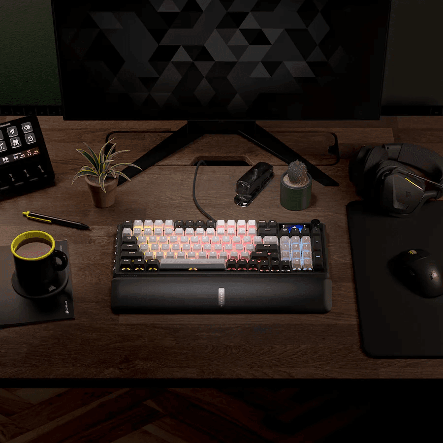 CORSAIR VANGUARD 96 RGB Wired Mechanical Gaming Keyboard image 3