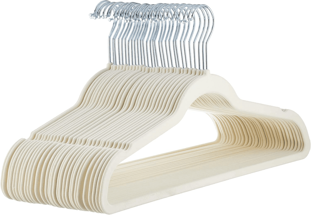 Amazon Basics Slim Velvet Suit Hangers, 30-Pack