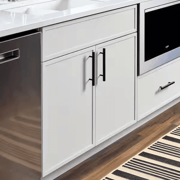 Hampton Bay Leyton 36-inch Alpine White Base Kitchen Cabinet image 2