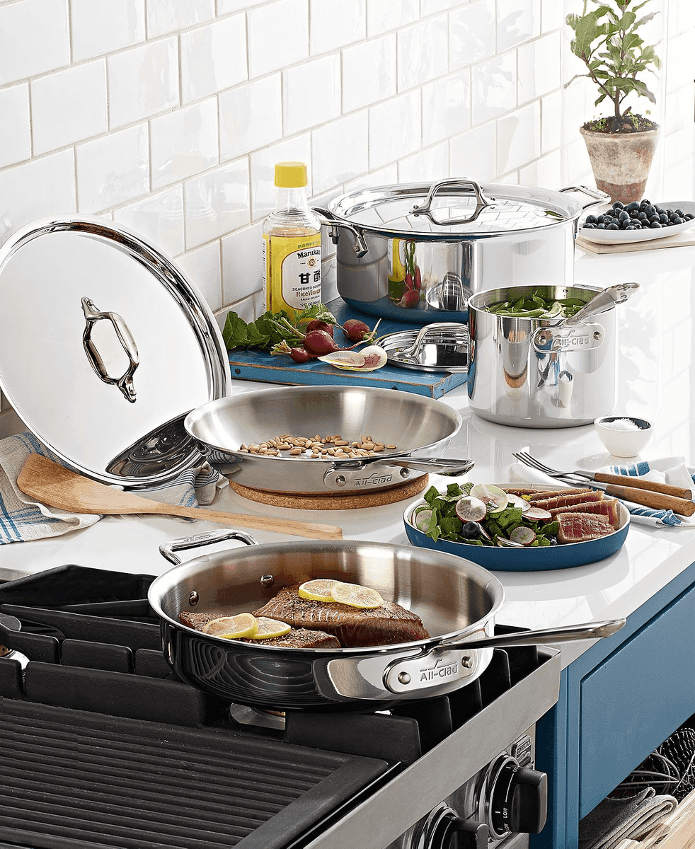 All-Clad D3 Stainless Steel 7-Piece Cookware Set image 3