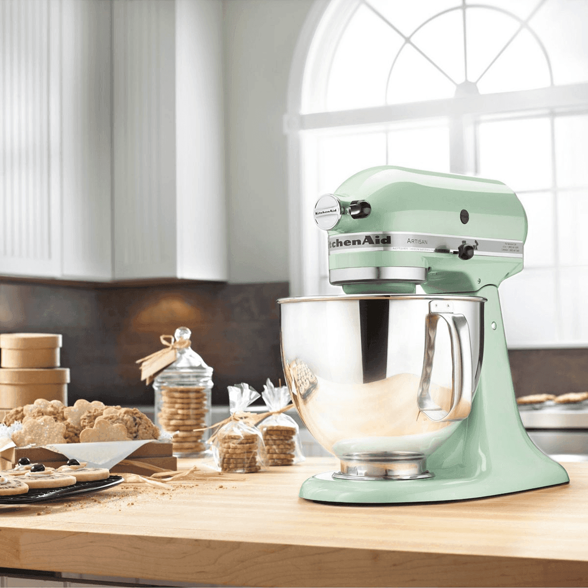 KitchenAid Artisan 5 Qt. Stand Mixer image 3
