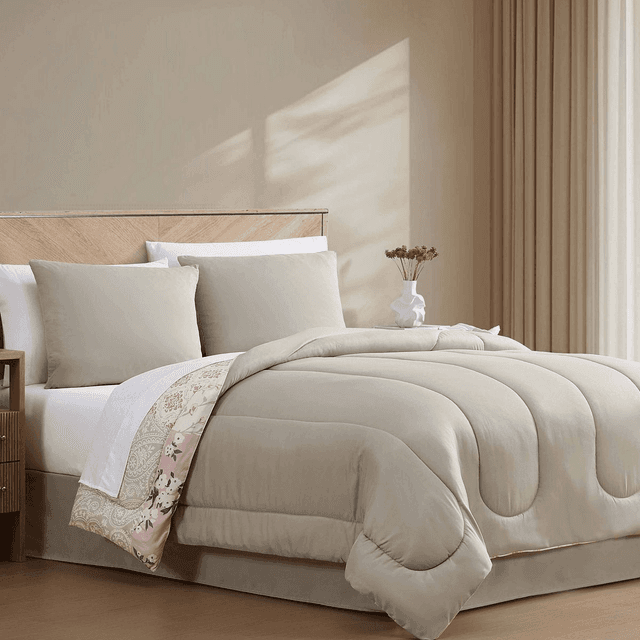 Macy's Arielle Patchwork 8-Pc. Comforter Set - Blush image 4