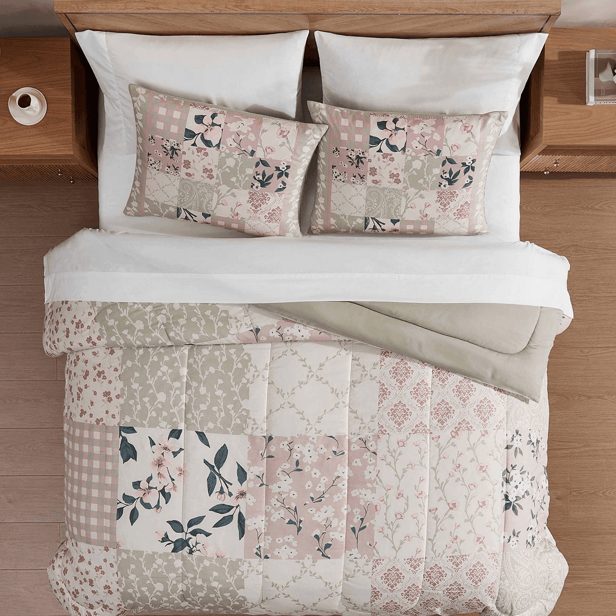 Macy's Arielle Patchwork 8-Pc. Comforter Set - Blush image 5