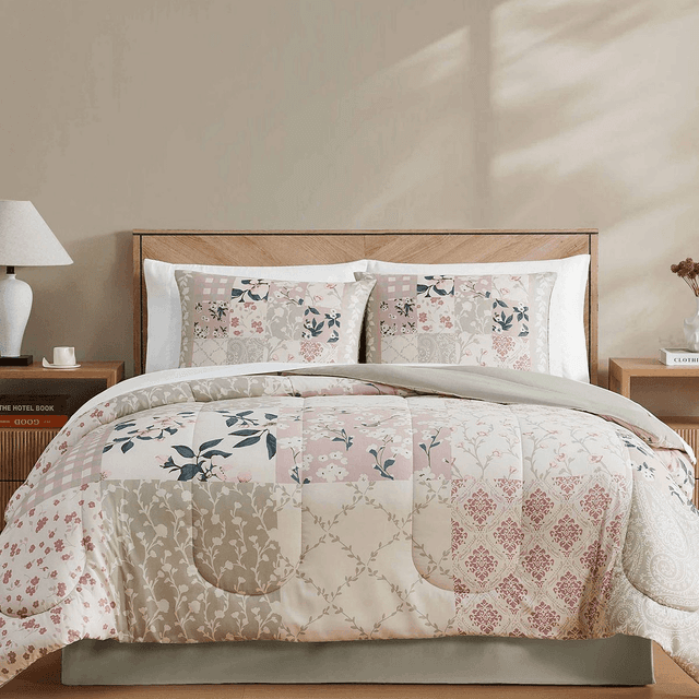 Macy's Arielle Patchwork 8-Pc. Comforter Set - Blush image 1
