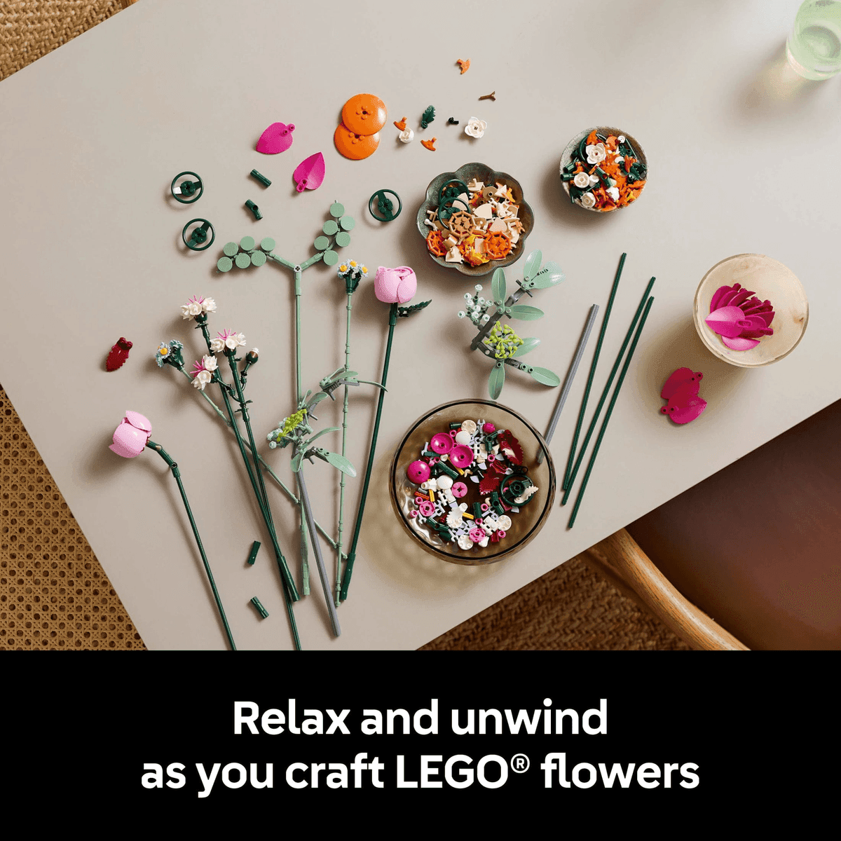LEGO Botanicals Pretty Pink Flower Bouquet 10342 image 4